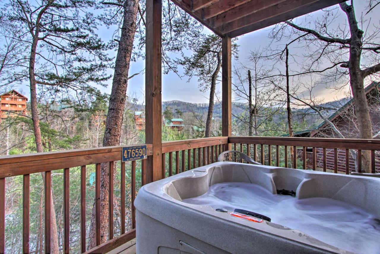 Pigeon Forge Cabin With Hot Tub And Mountain Views! Exterior foto